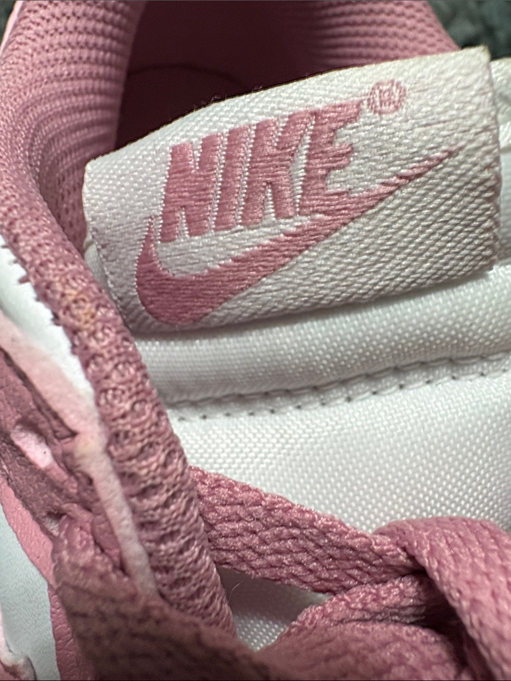 Nike Low-Top Sneakers in Pink and White - Picture 2 of 4
